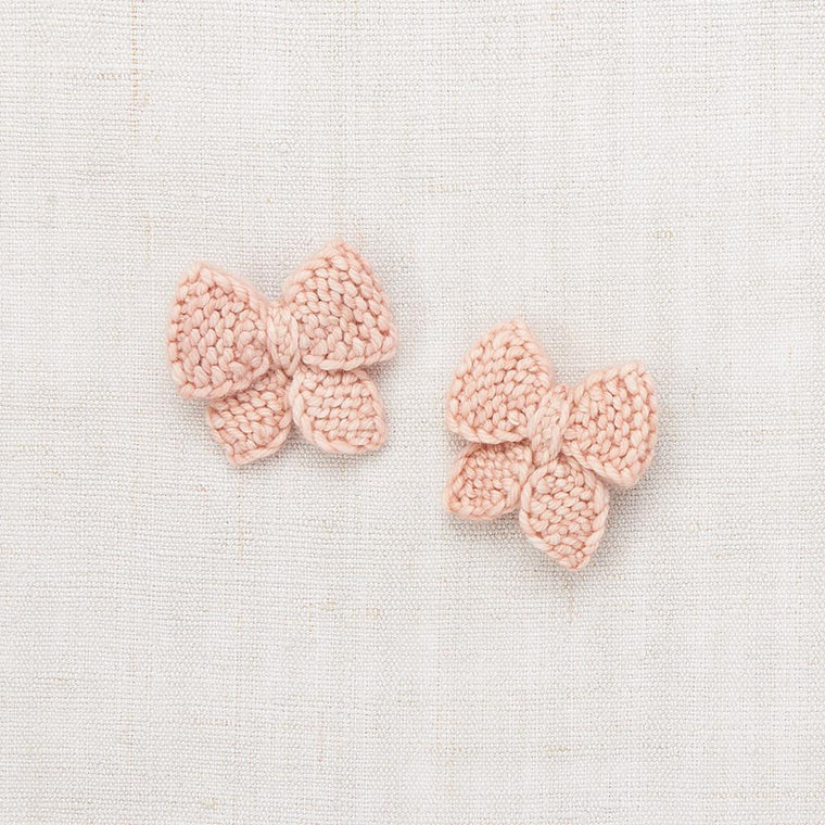 Duo de barrettes bow faded rose - Sélection Misha & Puff à retrouver sur www.amaetc.com, concept store eco friendly pour enfants