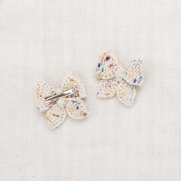 Duo de barrettes bow iris confetti - Sélection Misha & Puff à retrouver sur www.amaetc.com, concept store eco friendly pour enfants