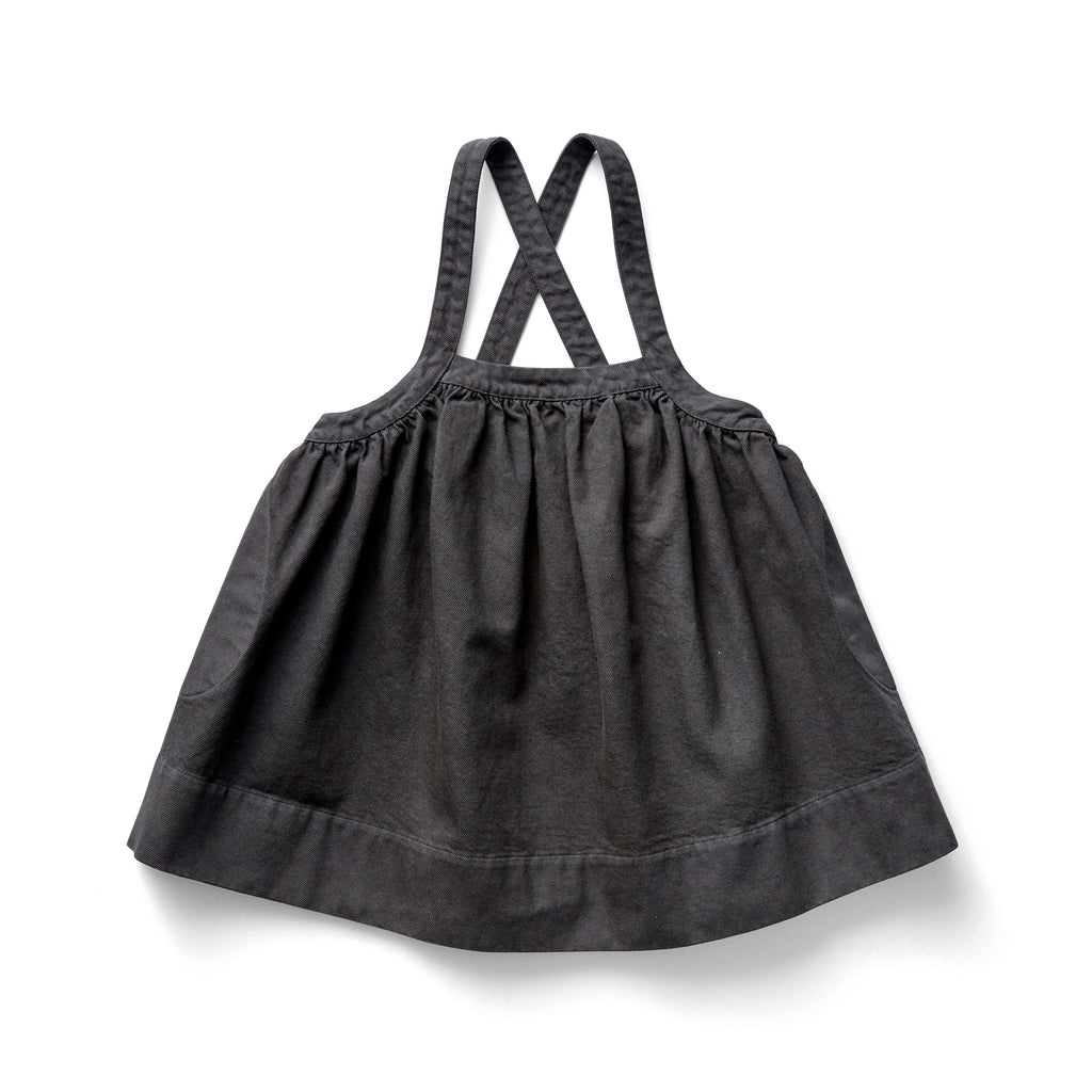 Pinafore Eloise liquorice - Sélection Soor Ploom à retrouver sur amaetc.com, concept store eco friendly pour enfants