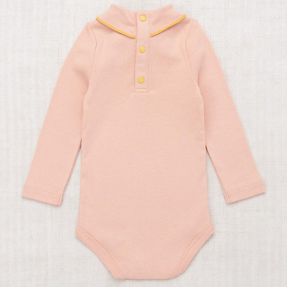 Body scout faded rose - Sélection Misha & Puff à retrouver sur www.amaetc.com, concept store eco friendly pour enfants