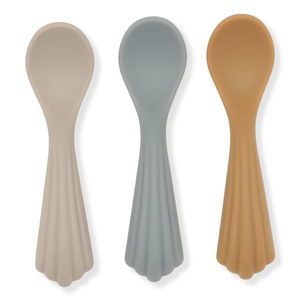 Lot de 3 cuillères en silicone warm grey - Sélection Konges slojd à retrouver sur amaetc.com, concept store eco friendly pour enfants